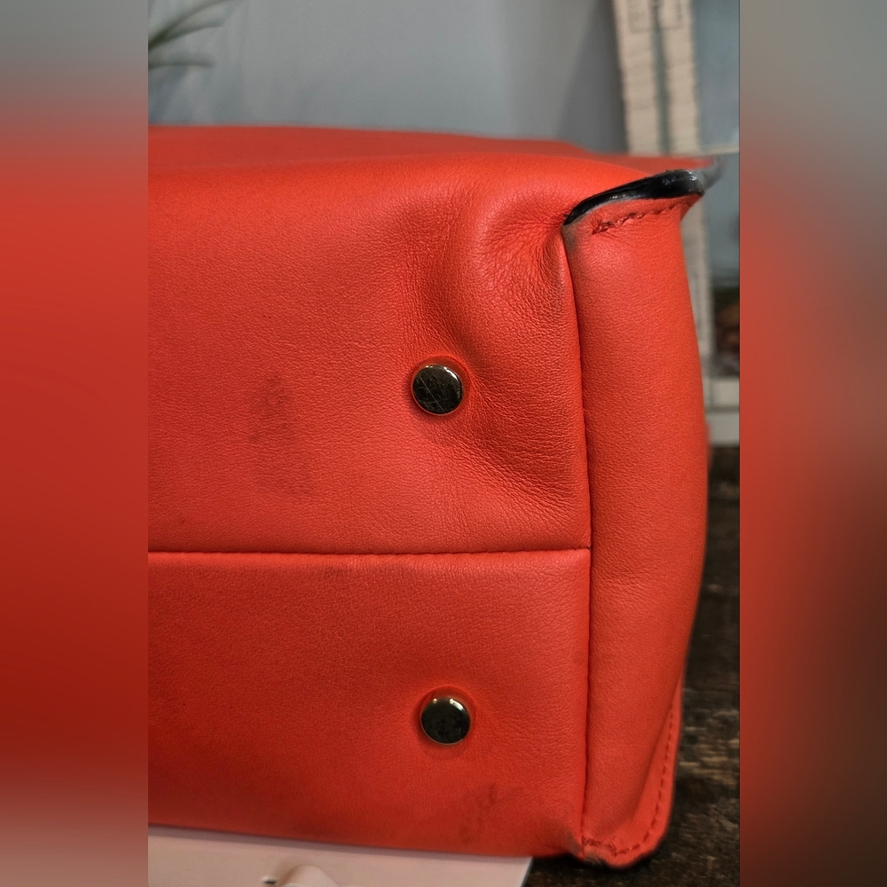 Kate Spade New York Brightspot Avenue Grayce Tote Storybook Lining - Picture 6 of 15